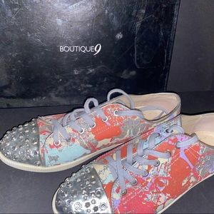 Boutique 9 Sneaker